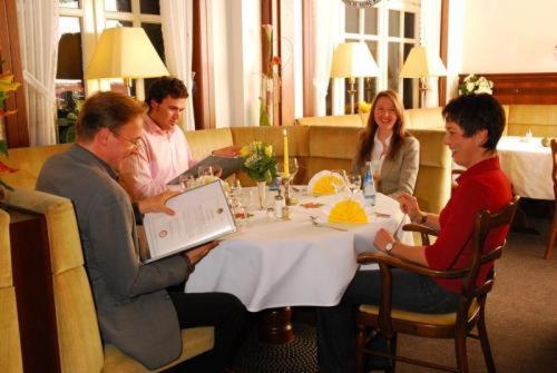 Hotel Tivoli Osterholz-Scharmbeck Ngoại thất bức ảnh